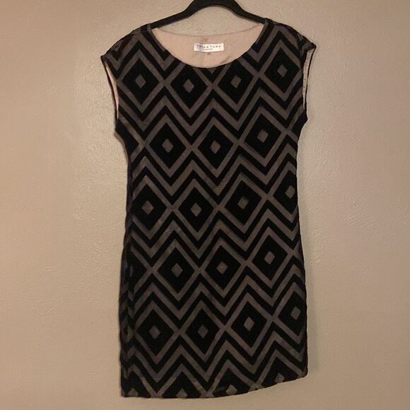 Trina Turk Evening After Five Cocktail Dress Velvet Sheer Ladies Size 2 - Picture 1 of 8